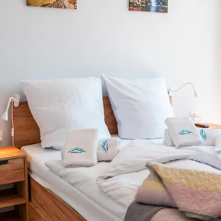Apartment Apart Invest Swierkowy 12 *